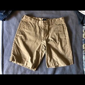 J. Crew Gramercy Short size 32 Khaki